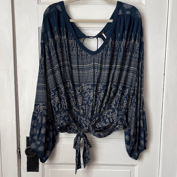 FREE PEOPLE WEEKEND WARRIOR BOHO BALLOON SLEEVE TOP - Picture 2 of 12